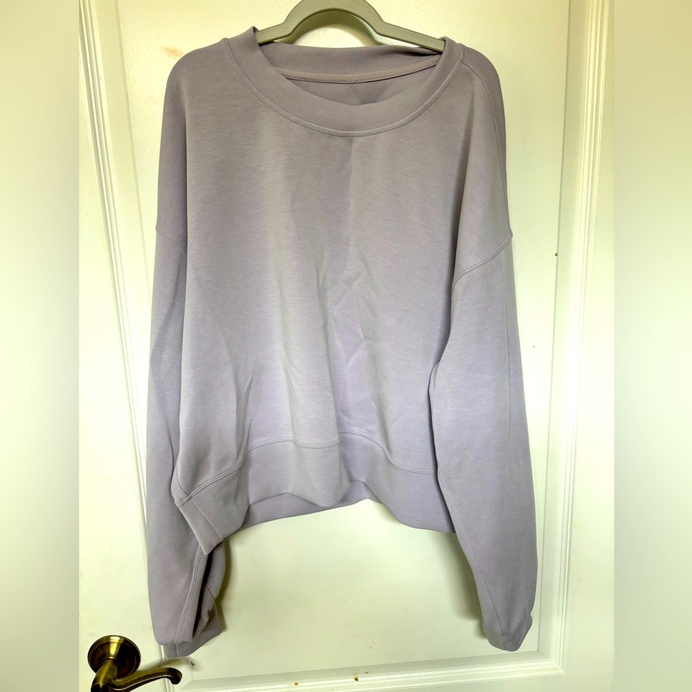 Lululemon softstreme perfectly oversized cropped sweatshirt.  Size 8
